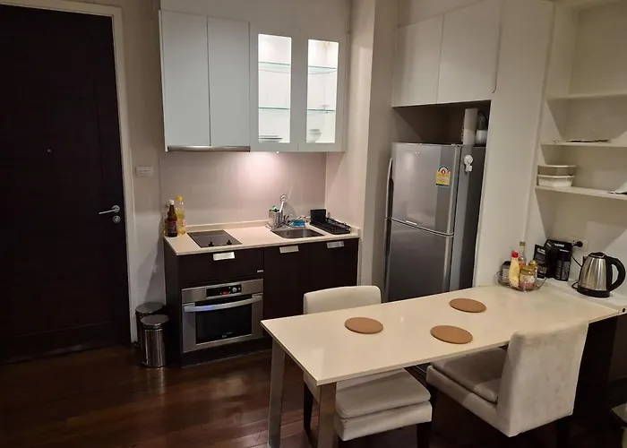 Apartment 1 Bed Luxury In The Heart Of Thonglo Bkk